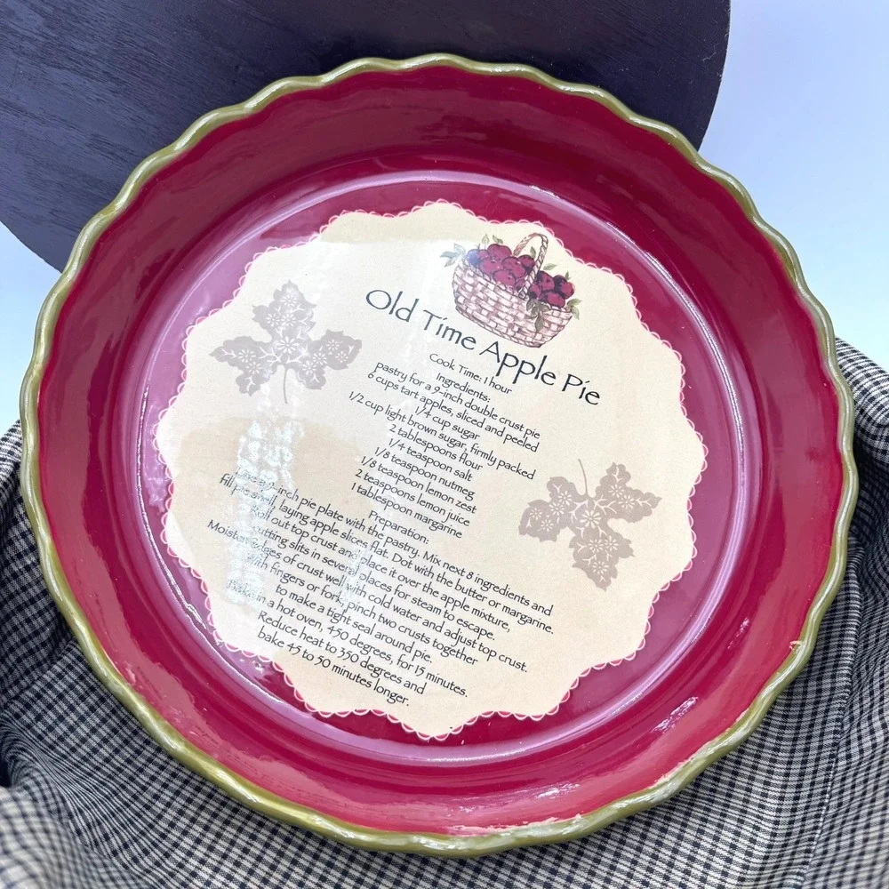Vintage Autumn Inspirations Ceramic Apple Pie Plate Woven Basket Carrier Set